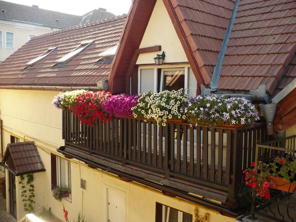 Rami House Central Double Rooms Braşov Eksteriør billede