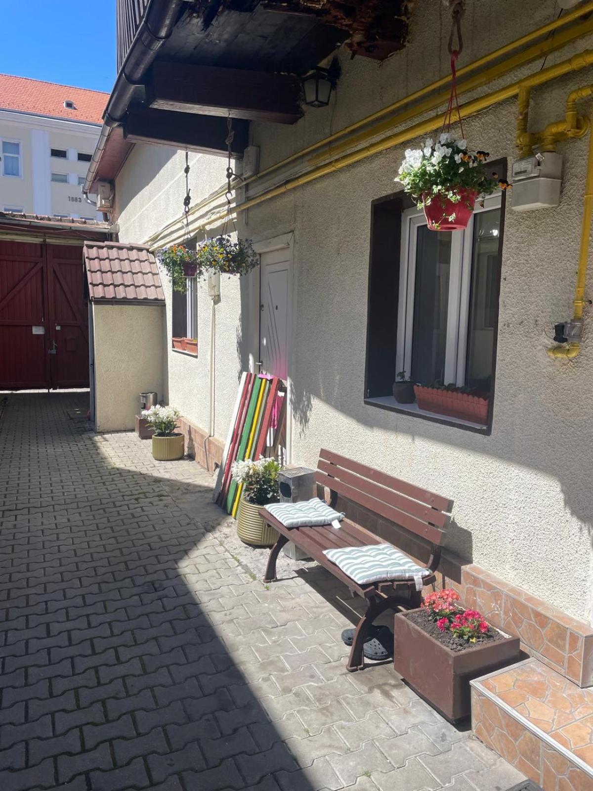 Rami House Central Double Rooms Braşov Eksteriør billede